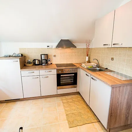 Sunny And Comfortable With Terrace And Garden - Two Bedroom With Terrace * Recica ob Savinji