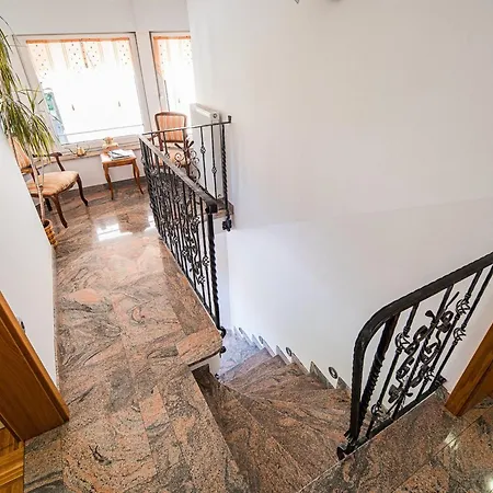 Sunny And Comfortable With Terrace And Garden - Two Bedroom With Terrace Apartment Recica ob Savinji