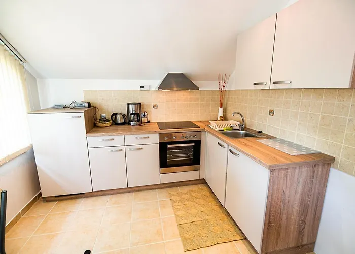 Sunny And Comfortable With Terrace And Garden - Two Bedroom With Terrace * Recica ob Savinji