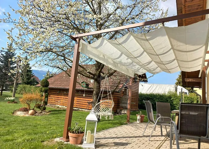 Sunny And Comfortable With Terrace And Garden - Two Bedroom With Terrace